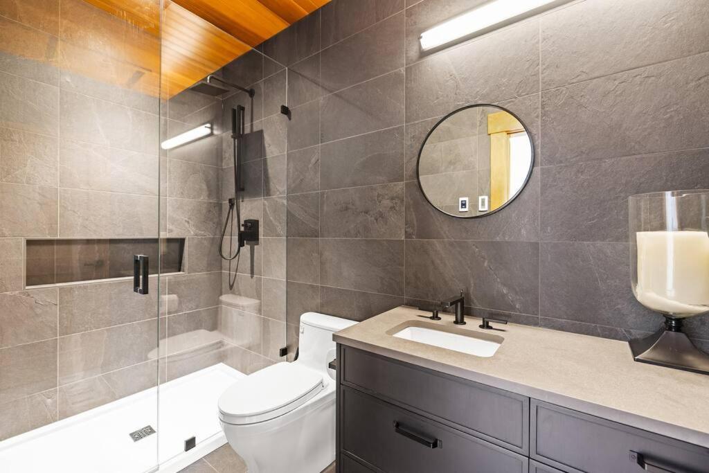Vila Kingfisher Manor Sooke Exteriér fotografie