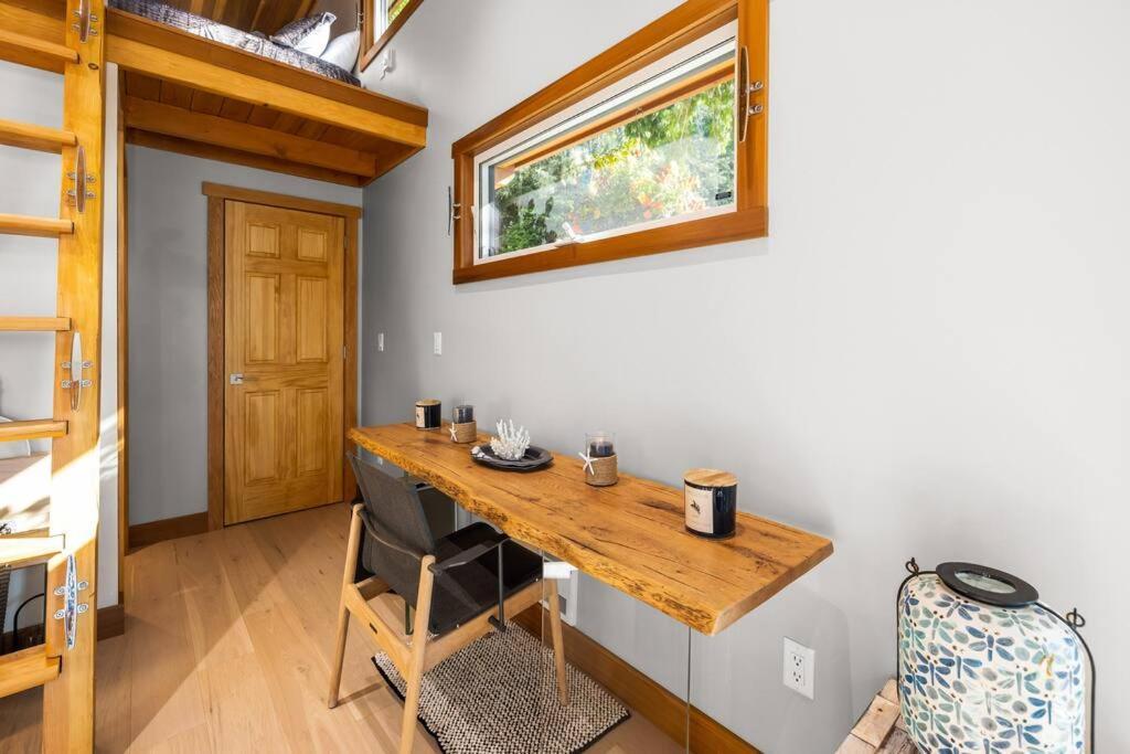 Vila Kingfisher Manor Sooke Exteriér fotografie