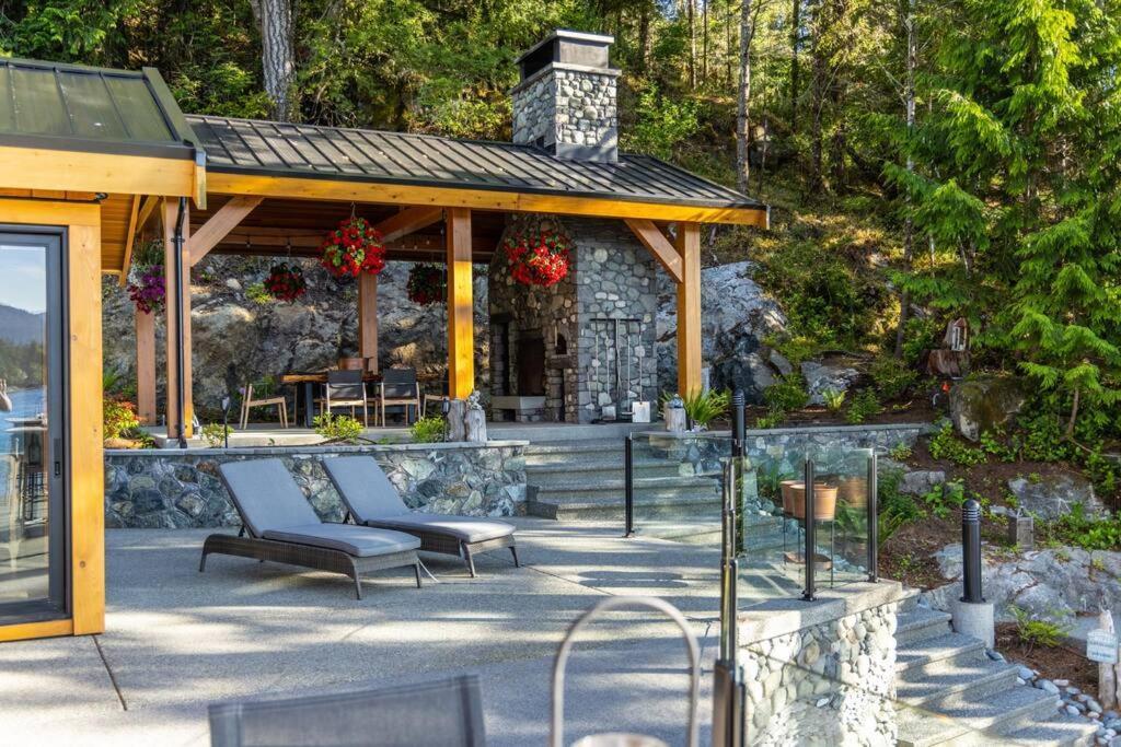 Vila Kingfisher Manor Sooke Exteriér fotografie