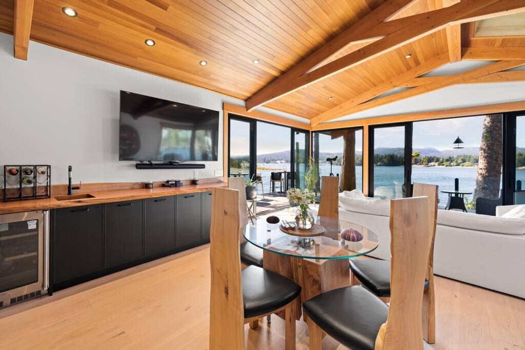 Vila Kingfisher Manor Sooke Exteriér fotografie