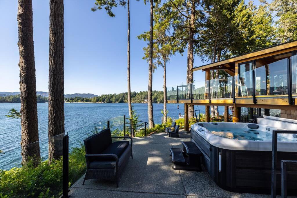 Vila Kingfisher Manor Sooke Exteriér fotografie