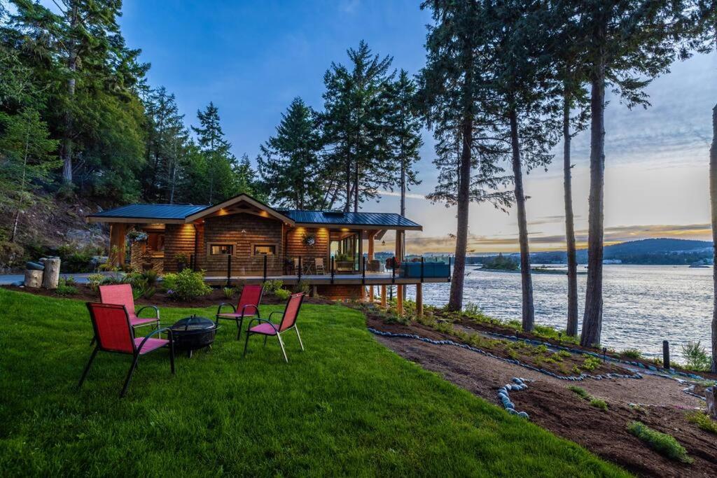 Vila Kingfisher Manor Sooke Exteriér fotografie