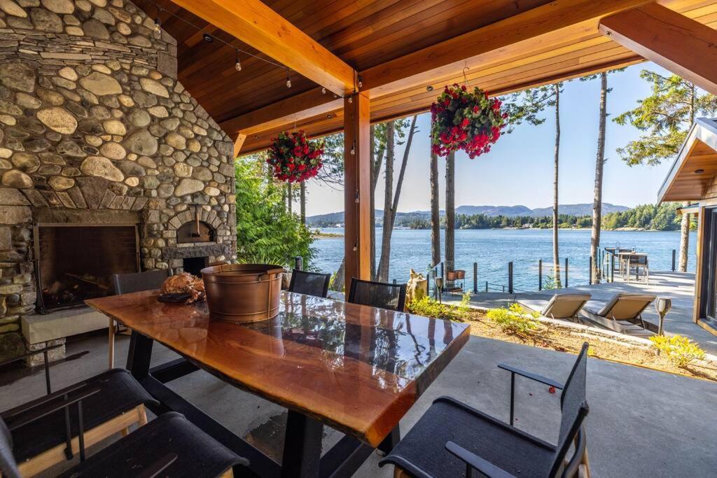 Vila Kingfisher Manor Sooke Exteriér fotografie