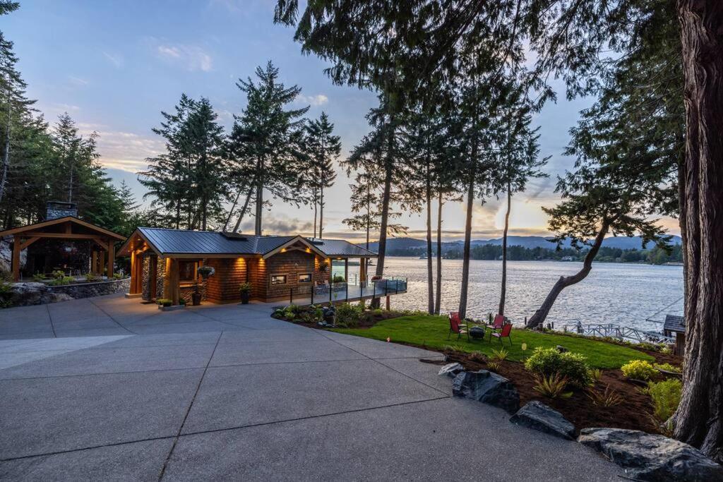 Vila Kingfisher Manor Sooke Exteriér fotografie